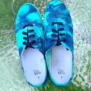 Time and Tru Canvas Shoes